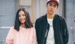 00后初中女孩亲嘴视频,校园恋情背后的思考