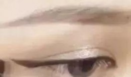 画眼线视频教程,跟随视频教程打造完美妆容