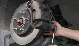 伊兰特换离合器片视频,伊兰特离合器片更换全攻略