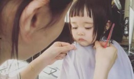 学生头女生剪发视频,学生头女生剪发视频大揭秘